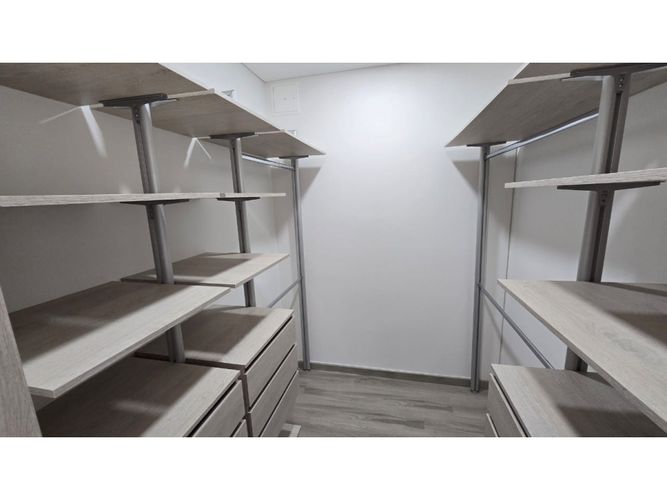Apartamento de 4 alcobas en venta en Mirador Del Cacique, Bucaramanga, 187 m² · foto 13 de 24