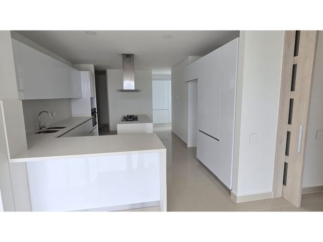 Apartamento de 4 alcobas en venta en Mirador Del Cacique, Bucaramanga, 187 m² · foto 15 de 24