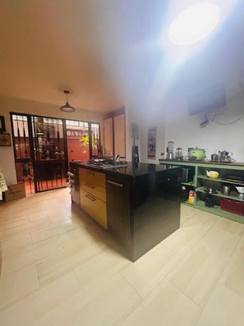 Apartamento en venta en La Frontera, Medellín · foto 13 de 21