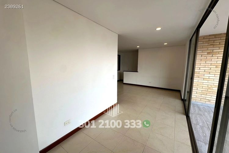 Apartamento de 3 alcobas en arriendo en Los Parra, Medellín, 138 m² · foto 3 de 24