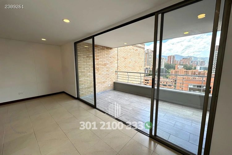 Apartamento de 3 alcobas en arriendo en Los Parra, Medellín, 138 m² · foto 4 de 24