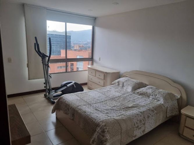 Apartamento de 3 alcobas en arriendo en Trinidad, Medellín, 138 m² · foto 6 de 16