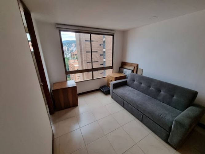 Apartamento de 3 alcobas en arriendo en Trinidad, Medellín, 138 m² · foto 10 de 16