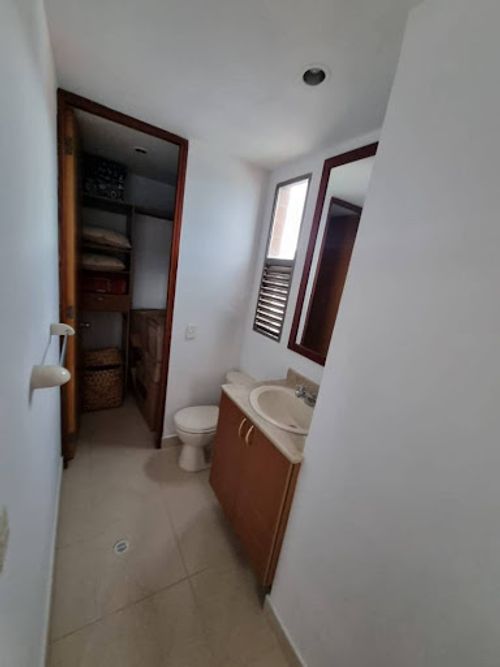 Apartamento de 3 alcobas en arriendo en Trinidad, Medellín, 138 m² · foto 13 de 16
