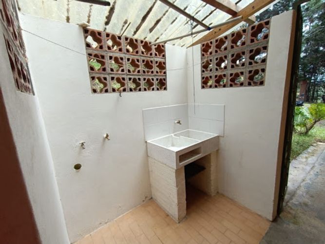 Finca en arriendo en Alto De La Virgen, Guarne, 100 m² · foto 2 de 13