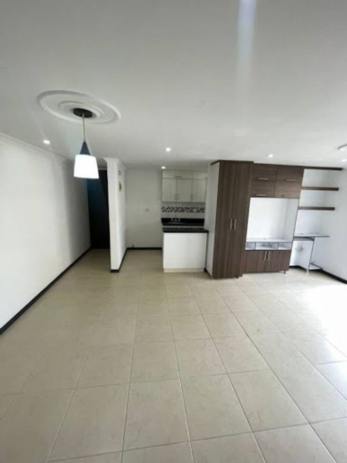 Apartamento de 3 alcobas en venta en Calasanz, Medellín, 71 m² · foto 4 de 10