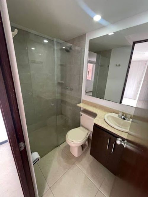 Apartamento de 3 alcobas en venta en Calasanz, Medellín, 71 m² · foto 9 de 10