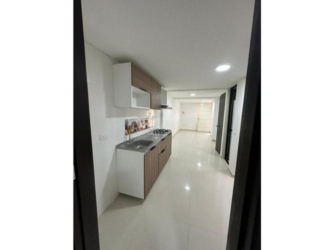 Casa de 3 alcobas en venta en Betania, Bucaramanga, 38 m² · foto 3 de 24