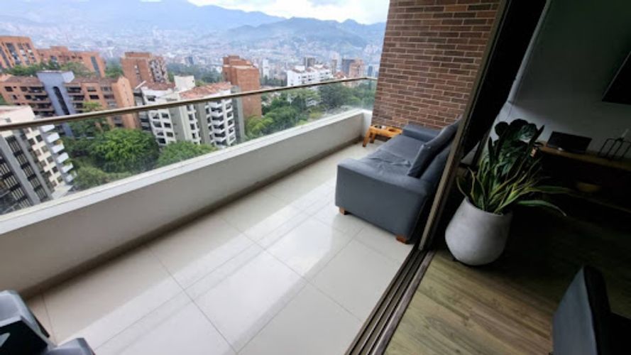 Apartamento de 1 alcoba en arriendo en Los Balsos, Medellín, 70 m² · foto 8 de 9
