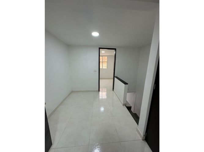 Casa de 3 alcobas en venta en Betania, Bucaramanga, 38 m² · foto 23 de 24