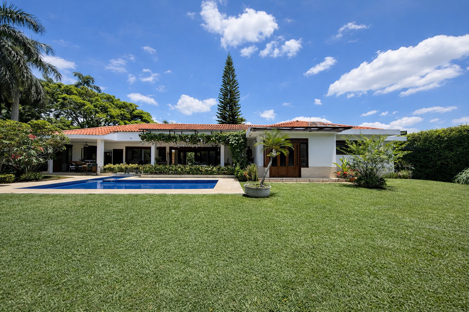 House for rent in Pance, Cali