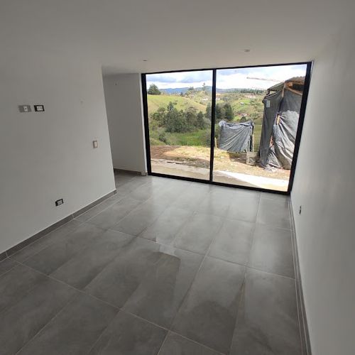 Casa de 4 alcobas en venta en Cuchillas De San Jose, Rionegro · foto 12 de 12