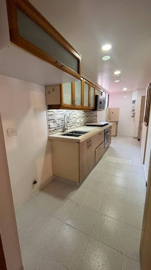 Apartamento de 2 alcobas en arriendo en Los Balsos, Medellín, 120 m² · foto 2 de 22