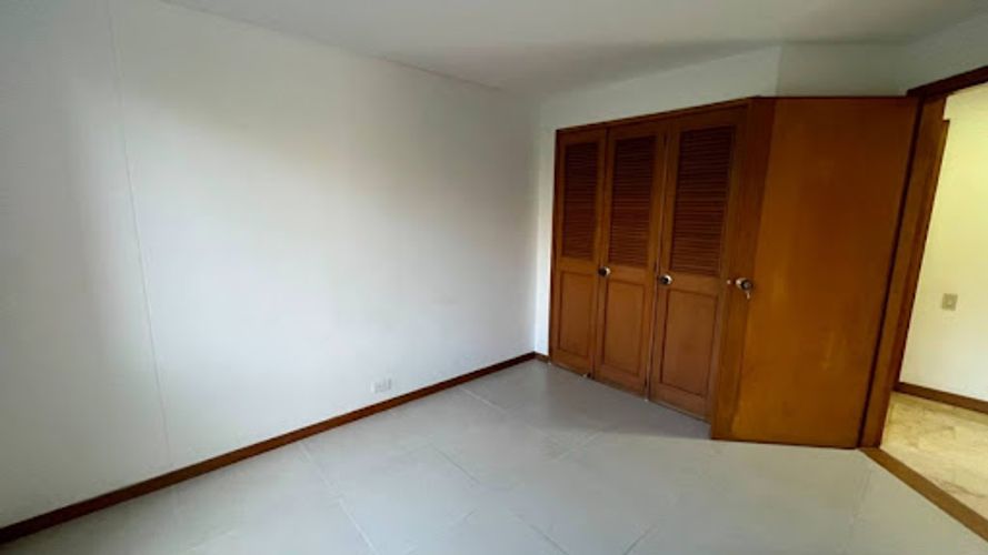 Apartamento de 2 alcobas en arriendo en Los Balsos, Medellín, 120 m² · foto 14 de 22
