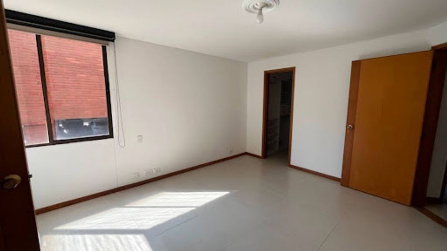 Apartamento de 2 alcobas en arriendo en Los Balsos, Medellín, 120 m² · foto 18 de 22