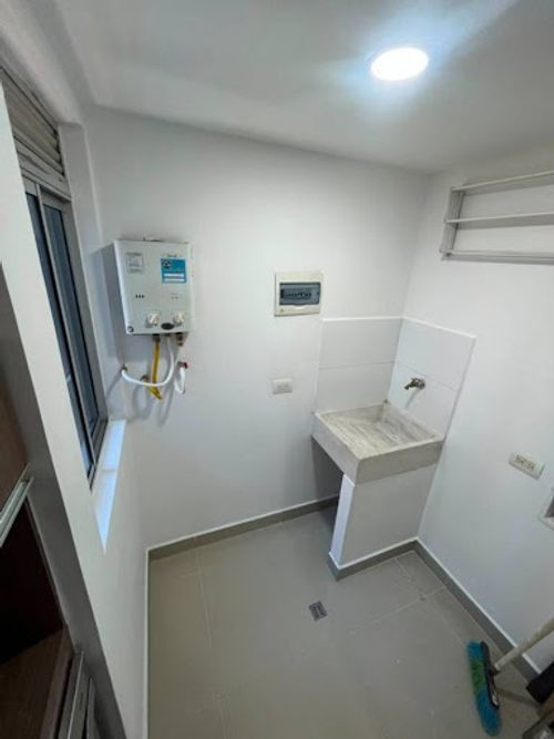 Apartamento de 3 alcobas en arriendo en Aves Maria, Sabaneta, 85 m² · foto 4 de 11