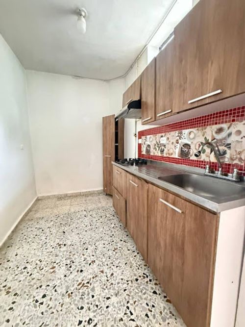 Casa de 4 alcobas en venta en Prado, Medellín, 110 m² · foto 3 de 24