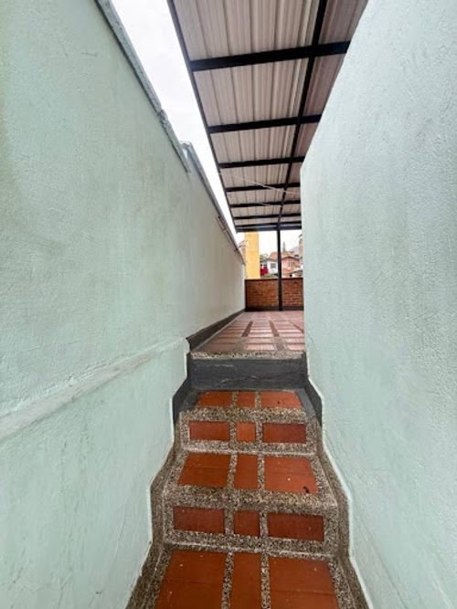Casa de 4 alcobas en venta en Prado, Medellín, 110 m² · foto 15 de 24