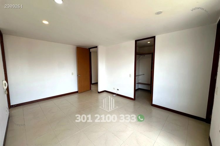Apartamento de 3 alcobas en arriendo en Los Parra, Medellín, 138 m² · foto 12 de 24