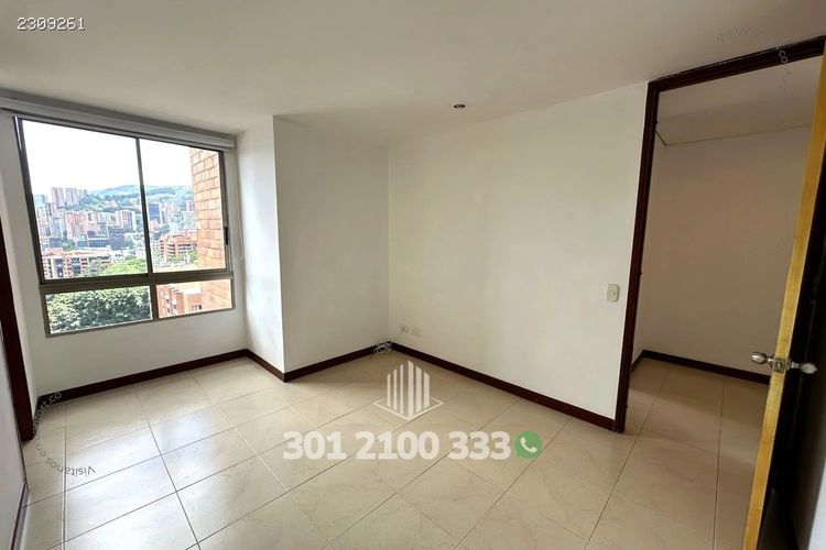 Apartamento de 3 alcobas en arriendo en Los Parra, Medellín, 138 m² · foto 20 de 24