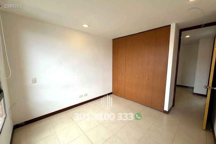 Apartamento de 3 alcobas en arriendo en Los Parra, Medellín, 138 m² · foto 23 de 24