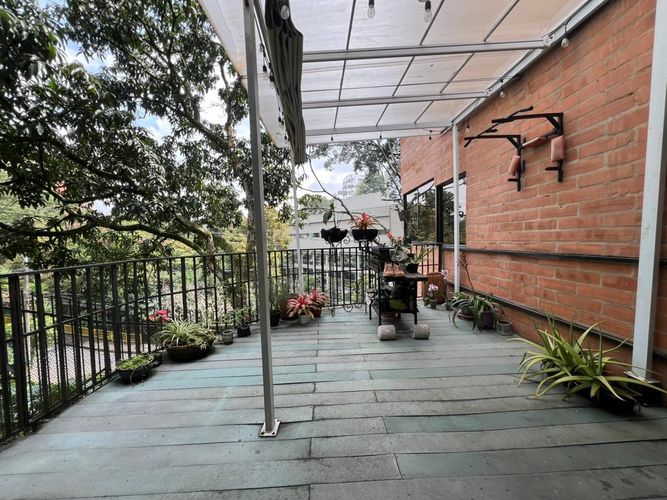 Apartamento de 3 alcobas en arriendo en San Lucas, Medellín, 215 m² · foto 19 de 20