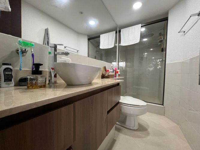 Apartamento de 3 alcobas en arriendo en San Lucas, Medellín, 215 m² · foto 13 de 20