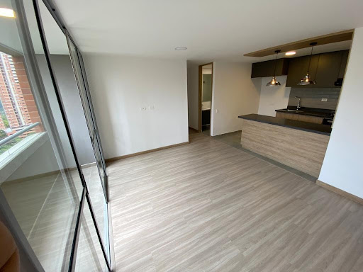 Apartamento en venta en Suramérica, Itagüí · foto 2 de 19