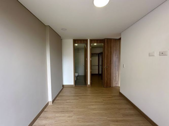 Apartamento de 2 alcobas en arriendo en Loma De Las Brujas, Envigado, 90 m² · foto 9 de 17