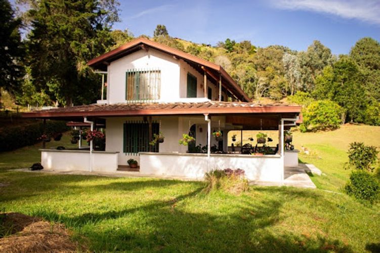 Finca en venta en El Salado, Guarne, 260 m² · foto 2 de 24