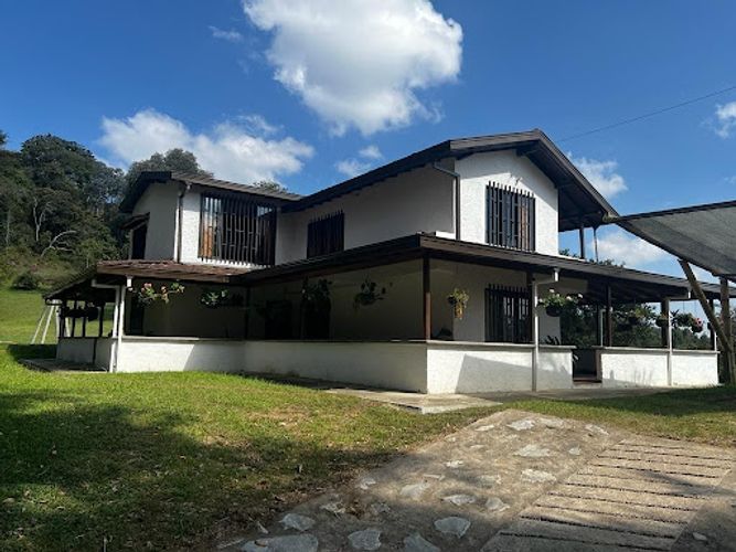 Finca en venta en El Salado, Guarne, 260 m² · foto 4 de 24