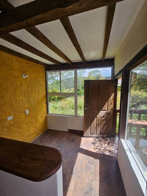 Casa de 3 alcobas en arriendo en Guarne, 65 m² · foto 3 de 9