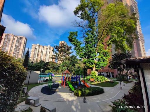 Apartamento de 3 alcobas en venta en San Jose, Sabaneta, 100 m² · foto 4 de 14