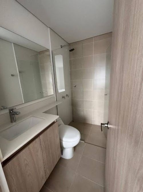 Apartamento de 2 alcobas en venta en San Jose, Sabaneta, 56 m² · foto 11 de 12