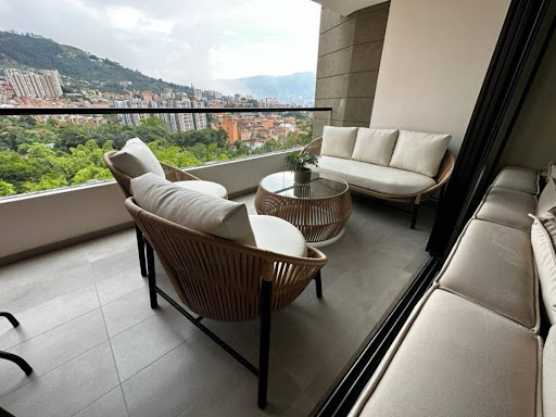 Apartment for rent in Loma de las brujas, Envigado