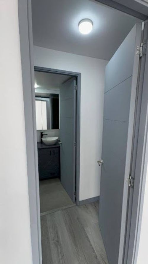 Apartamento de 3 alcobas en venta en Aves Maria, Sabaneta, 90 m² · foto 11 de 13