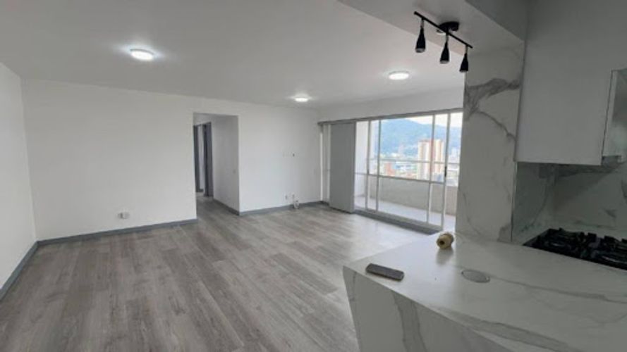 Apartamento de 3 alcobas en venta en Aves Maria, Sabaneta, 90 m² · foto 13 de 13