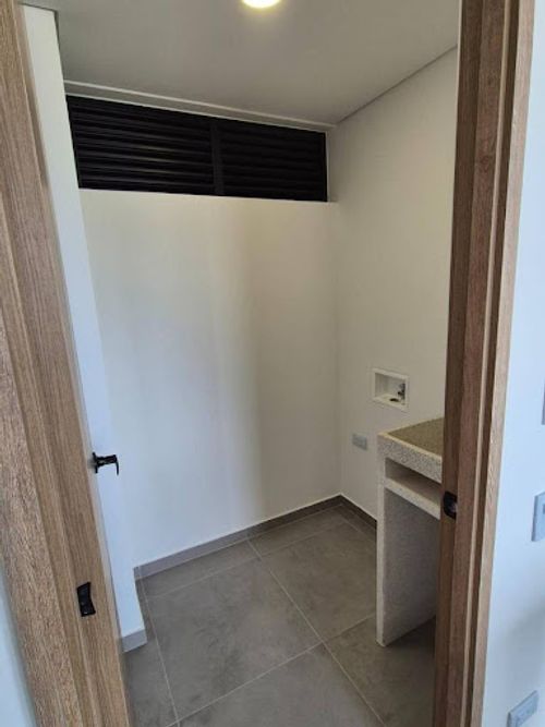 Apartamento de 2 alcobas en venta en Gualanday, Rionegro, 64 m² · foto 12 de 23