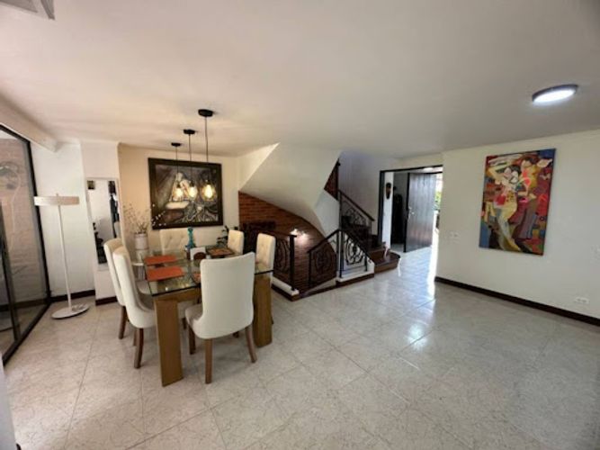 Casa en venta en Loma De Las Brujas, Envigado · foto 6 de 17