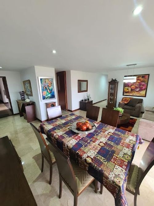 Apartamento de 3 alcobas en arriendo en Loma De Los Gonzalez, Medellín, 155 m² · foto 7 de 24