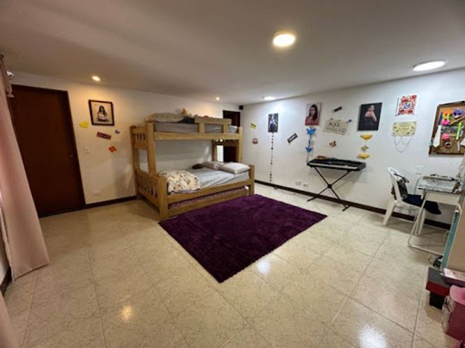 Casa en venta en Loma De Las Brujas, Envigado · foto 9 de 17