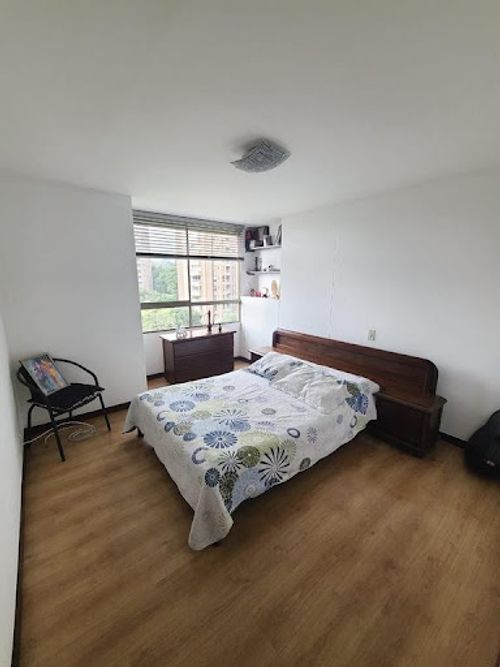 Apartamento de 3 alcobas en arriendo en Loma De Los Gonzalez, Medellín, 155 m² · foto 14 de 24