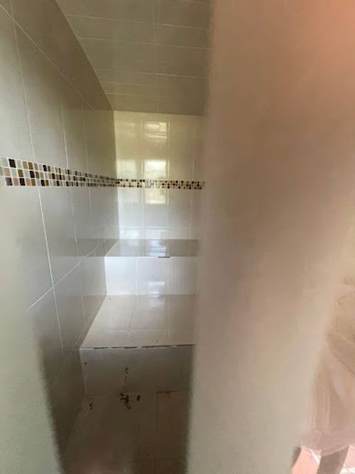 Casa de 4 alcobas en arriendo en Santa Elena, Medellín, 450 m² · foto 22 de 24