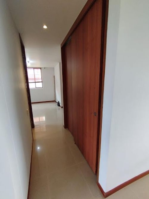 Apartamento de 5 alcobas en arriendo en Los Balsos, Medellín, 190 m² · foto 13 de 24