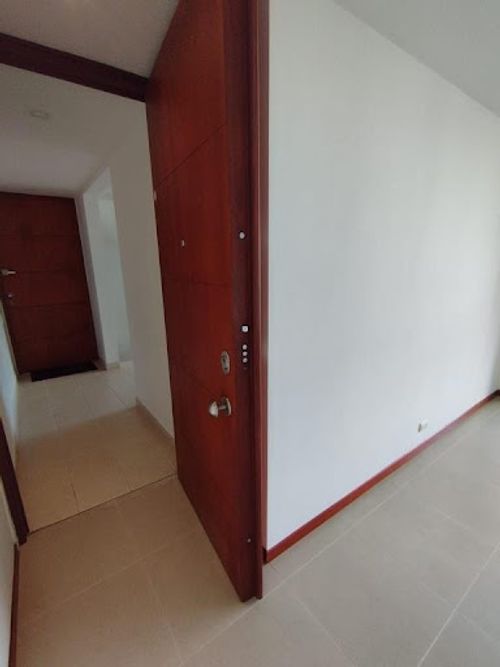 Apartamento de 5 alcobas en arriendo en Los Balsos, Medellín, 190 m² · foto 24 de 24