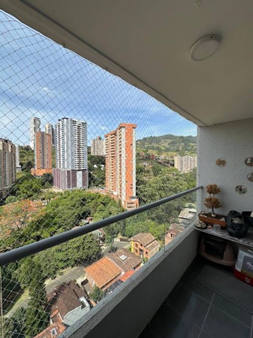 Apartamento de 3 alcobas en venta en La Doctora, Sabaneta, 82 m² · foto 2 de 23