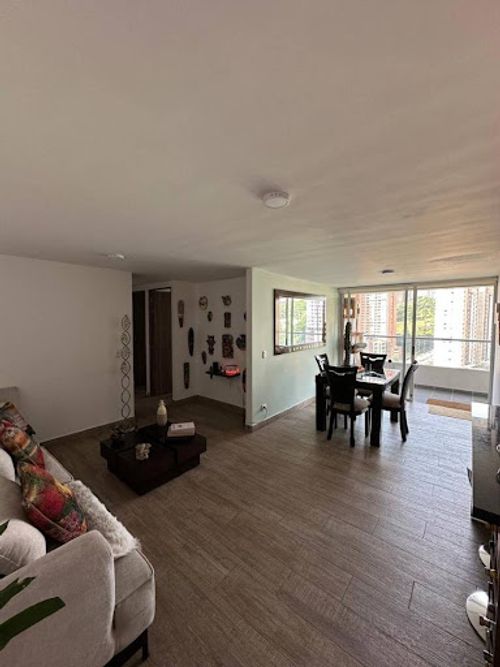 Apartamento de 3 alcobas en venta en La Doctora, Sabaneta, 82 m² · foto 6 de 23