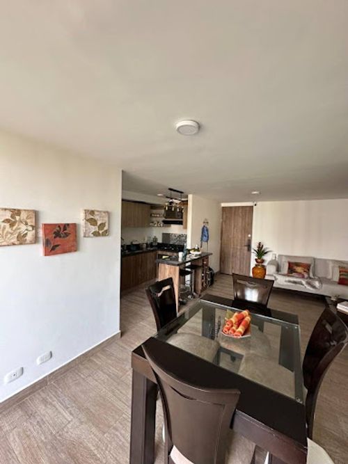 Apartamento de 3 alcobas en venta en La Doctora, Sabaneta, 82 m² · foto 7 de 23
