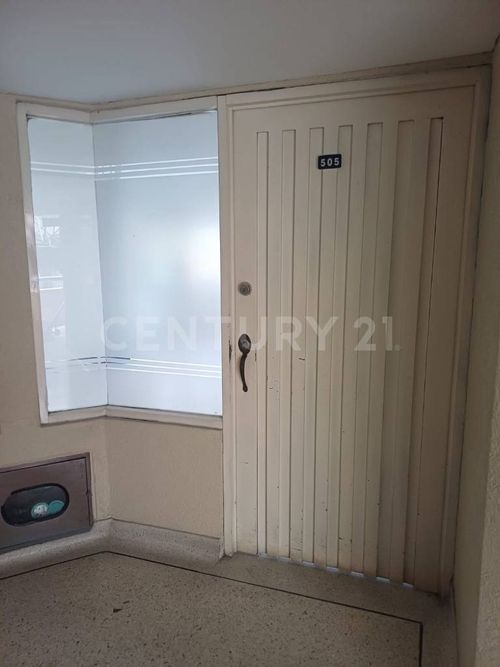 Oficina en arriendo en San Fernando Viejo, Cali, 47 m² · foto 2 de 9
