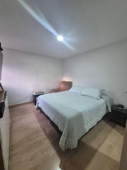 Apartamento de 3 alcobas en venta en San Jose, Sabaneta, 92 m² · foto 15 de 17